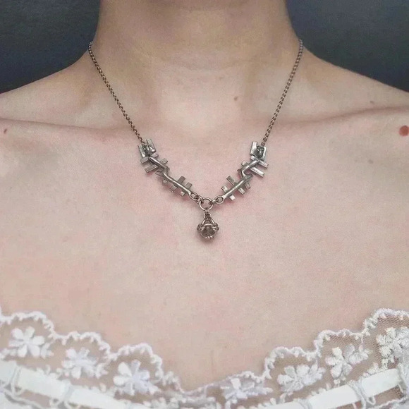 Modernist silver and purple pearl necklace ✦ Fairy style whimstical necklace ✦ - Picture 1 of 7
